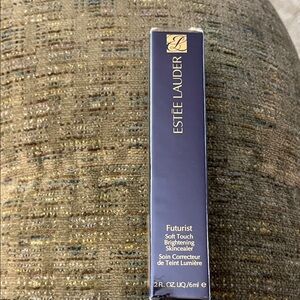 Estee Lauder Futurist Soft Touch Brightening Skincealer
